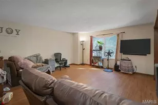 502 Hunter Chaise Dr, Wentzville, MO 63385 - Photo 4