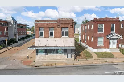 1325 Hampton Avenue, Saint Louis, MO 63139 - Photo 1
