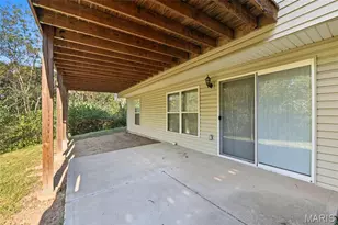 2715 Royal Oak Dr, High Ridge, MO 63049 - Photo 18