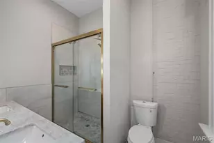 1725 Oregon Pl, Saint Louis, MO 63104 - Photo 32