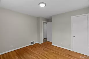 1006 Highmont Dr, Ferguson, MO 63135 - Photo 18