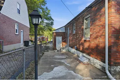 7422 Leadale Drive, Saint Louis, MO 63121 - Photo 24