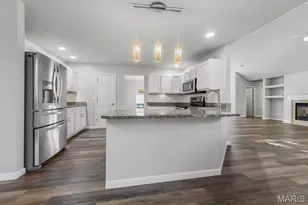 919 Locksley Manor Dr, Lake Saint Louis, MO 63367 - Photo 12