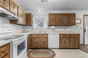 2920 221 Hwy, Doe Run, MO 63637 - Photo 22