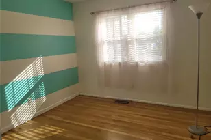 1733 Leaf Crest Dr, Hazelwood, MO 63042 - Photo 10