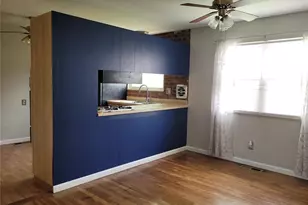 1733 Leaf Crest Dr, Hazelwood, MO 63042 - Photo 4