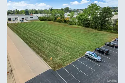 1160 Walters Way Lane, Olivette, MO 63132 - Photo 2