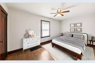 5203 Dewey Avenue, Saint Louis, MO 63116 - Photo 12