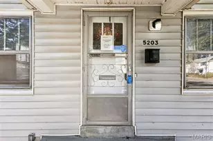 5203 Dewey Ave, Saint Louis, MO 63116 - Photo 4