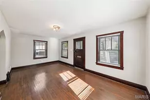 5203 Dewey Ave, Saint Louis, MO 63116 - Photo 6