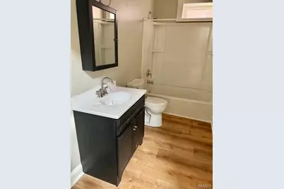 3008 Henrietta Street, Saint Louis, MO 63104 - Photo 6