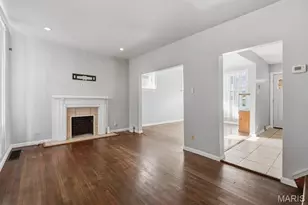 4707 Ray Ave, Saint Louis, MO 63116 - Photo 2