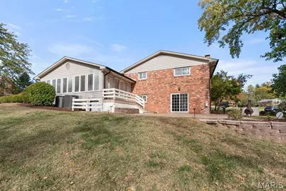 13 Balcon Estates, Creve Coeur, MO 63141 - Photo 2