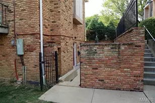 1150 Rue La Chelle Walk, Creve Coeur, MO 63141 - Photo 12