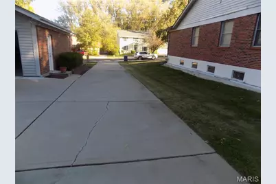 1275 White Road, Chesterfield, MO 63017 - Photo 32