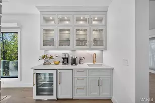 22 Holloway Dr, Lake Saint Louis, MO 63367 - Photo 6