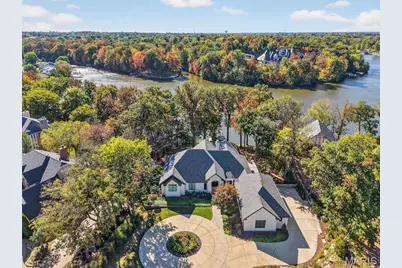 22 Holloway Drive, Lake Saint Louis, MO 63367 - Photo 1