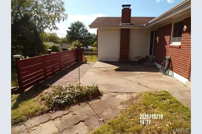 4348 Vandals Drive, Florissant, MO 63033 - Photo 34
