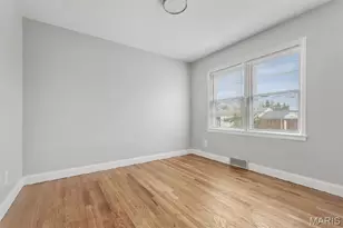 1141 St Cyr Rd, Saint Louis, MO 63137 - Photo 16