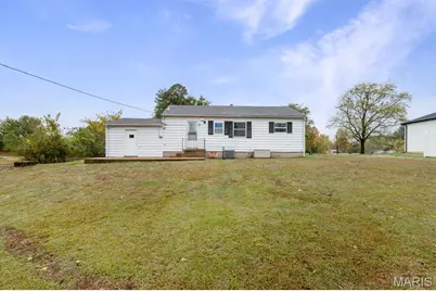 108 Hillsdale Drive, Ballwin, MO 63011 - Photo 2