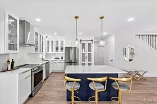 6409 Sutherland Ave, Saint Louis, MO 63109 - Photo 6