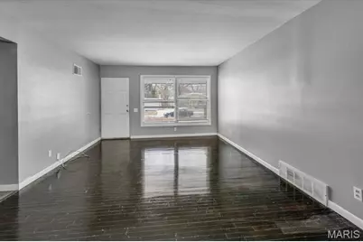 10626 Landseer Drive, Saint Louis, MO 63136 - Photo 4