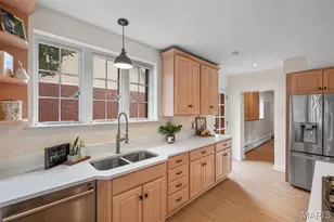 51 Kings Lynn, Olivette, MO 63132 - Photo 12