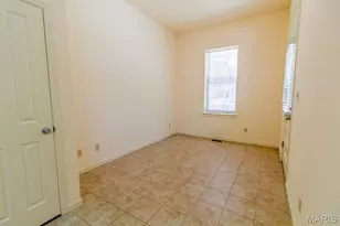 2409 Menard St, Saint Louis, MO 63104 - Photo 8