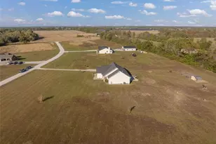 30928 Bonnie Bell Dr, Warrenton, MO 63383 - Photo 48