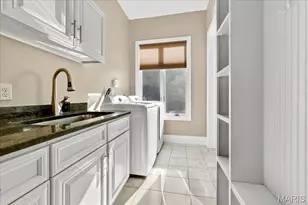 13354 Thornhill Dr, Saint Louis, MO 63131 - Photo 24
