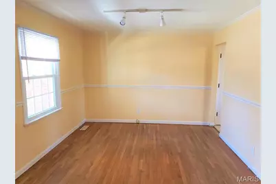 803 Clayworth Drive, Ballwin, MO 63011 - Photo 8