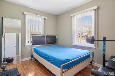 9910 Parkway Drive, Saint Louis, MO 63137 - Photo 14