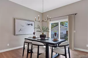 9411 Gates Manor Ct, Sunset Hills, MO 63126 - Photo 8