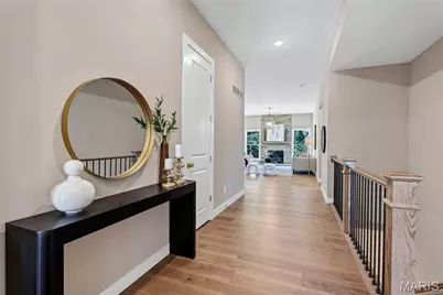 9411 Gates Manor Court, Sunset Hills, MO 63126 - Photo 2