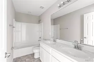 2 Hermitage II At Louiselle Park, Maryland Heights, MO 63146 - Photo 8