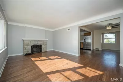 2 Willow Court, Florissant, MO 63031 - Photo 4