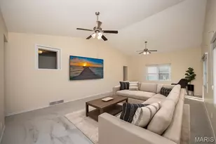 2 Willow Ct, Florissant, MO 63031 - Photo 12