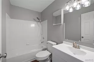 1020 Mersey Bend Dr, Saint Louis, MO 63129 - Photo 16