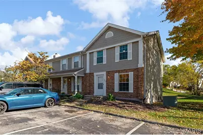 1020 Mersey Bend Drive, Saint Louis, MO 63129 - Photo 1