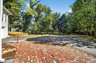 1612 Dougherty Ferry Rd, Kirkwood, MO 63122 - Photo 40