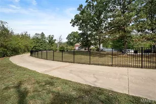 738 Huntington Woods Dr, Sullivan, MO 63080 - Photo 4