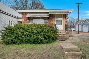 2830 59th St, Saint Louis, MO 63139 - Photo 2