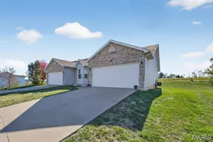 1021 Arlington Way, Warrenton, MO 63383 - Photo 4