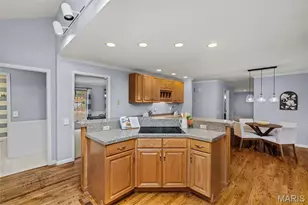 14806 Woodroyal Ct, Chesterfield, MO 63017 - Photo 32