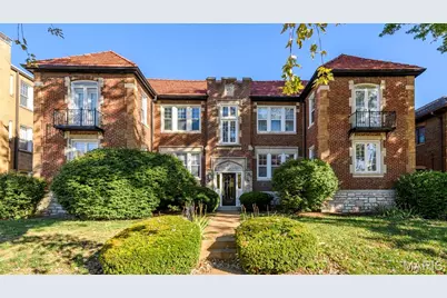 7331 Forsyth Boulevard #1E, University City, MO 63105 - Photo 1