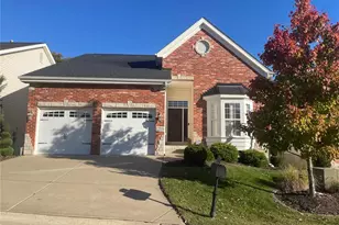 12519 New Woodland Ct, Saint Louis, MO 63146 - Photo 2