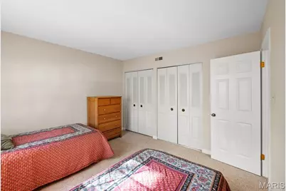 9208 Eager Road, Saint Louis, MO 63144 - Photo 14