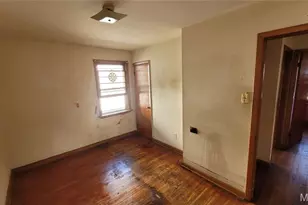 217 Anistasia Dr, Hazelwood, MO 63135 - Photo 16