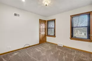 6919 Greenholly Dr, Affton, MO 63123 - Photo 14