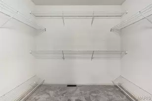 2105 Telford Dr, Saint Louis, MO 63125 - Photo 52